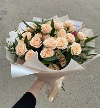 Букет Кремовые розы Латте в Анди