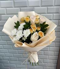 Букет цветов из:  Розы и Хризантемы в Анди
