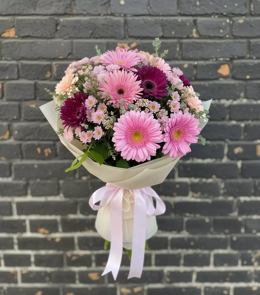 Букет цветов из: Герберы и Хризантемы в Анди