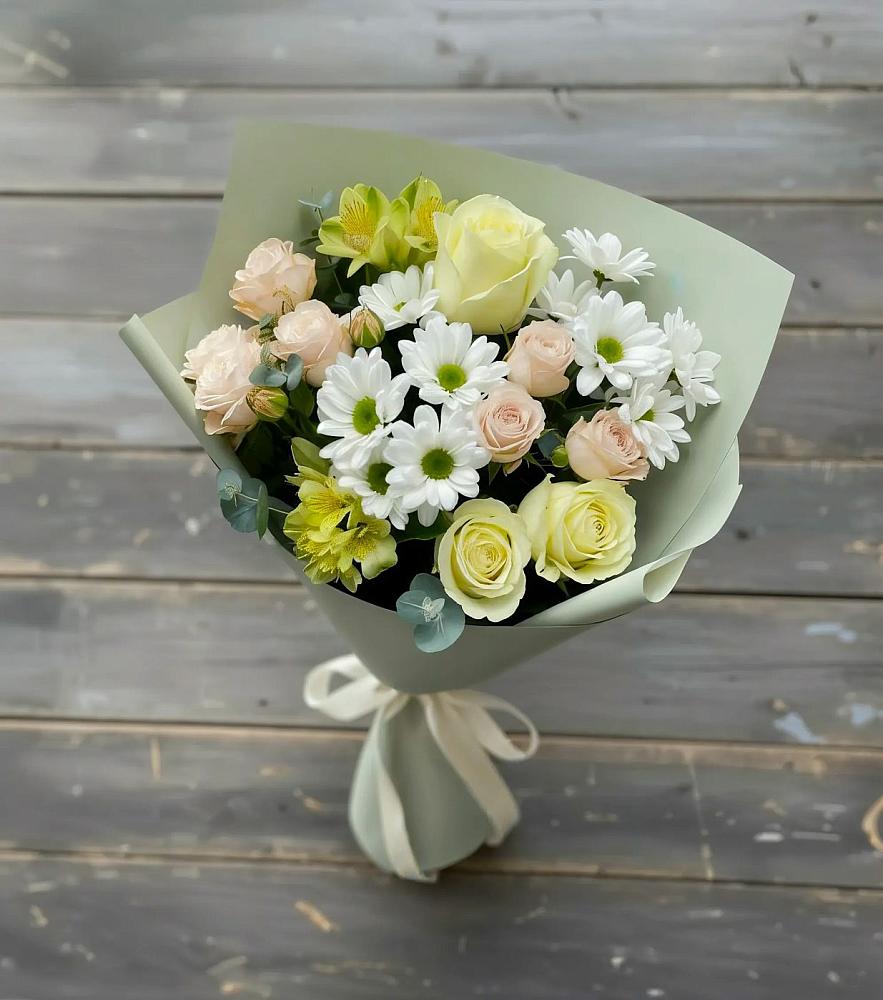 Букет цветов из: Альстромерии, Розы и Хризантемы в Анди