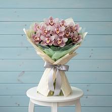 Букет цветов из:  Орхидеи и Розы #REPLACE_PRED# Анди