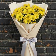 Букет цветов из:  Хризантемы в Анди