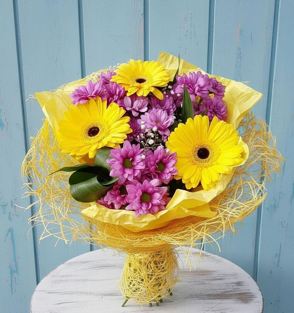 Букет цветов из: Хризантемы и Герберы в Анди
