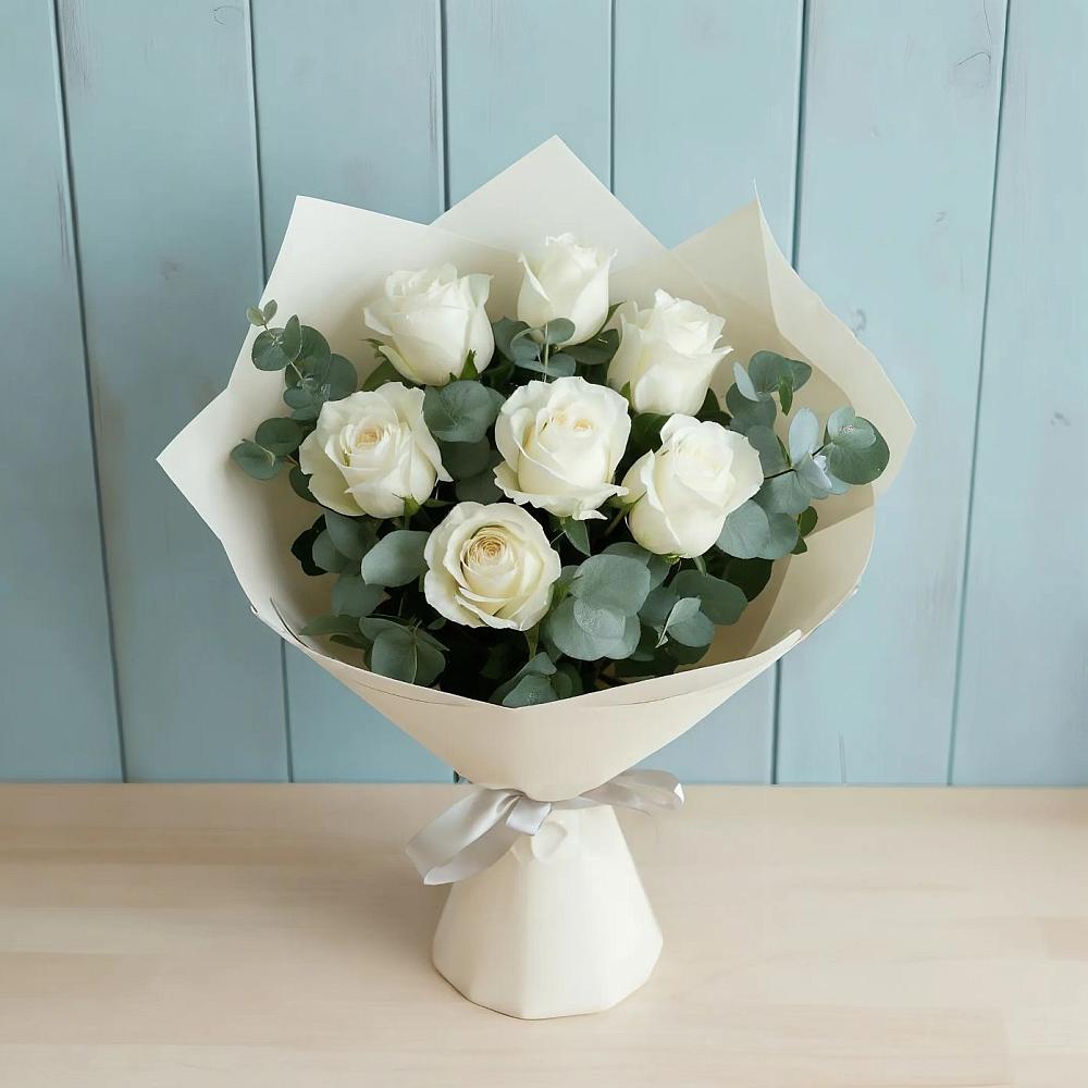 Букет Белые розы в Эвкалипте в Анди