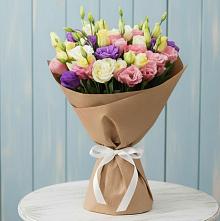 Букет цветов из:  Лизиантусы в Анди