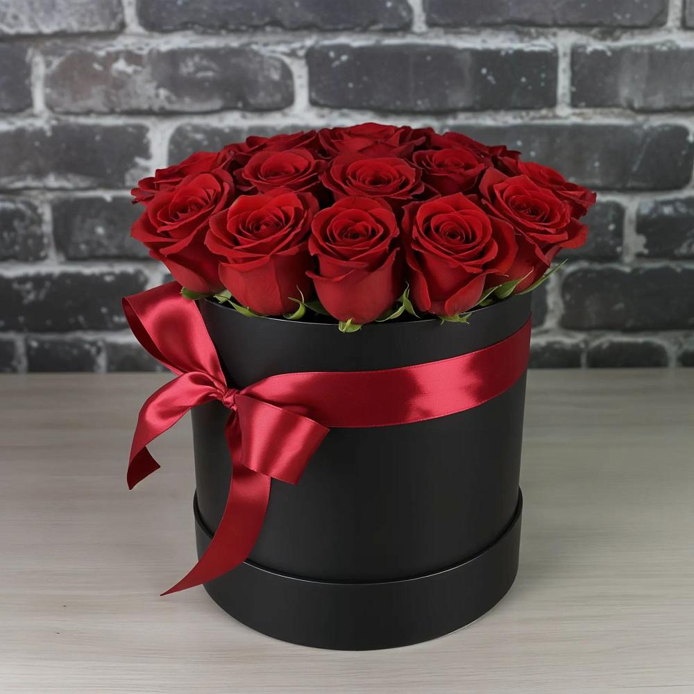 Цветочная композиция из Розы в шляпной коробке в Анди