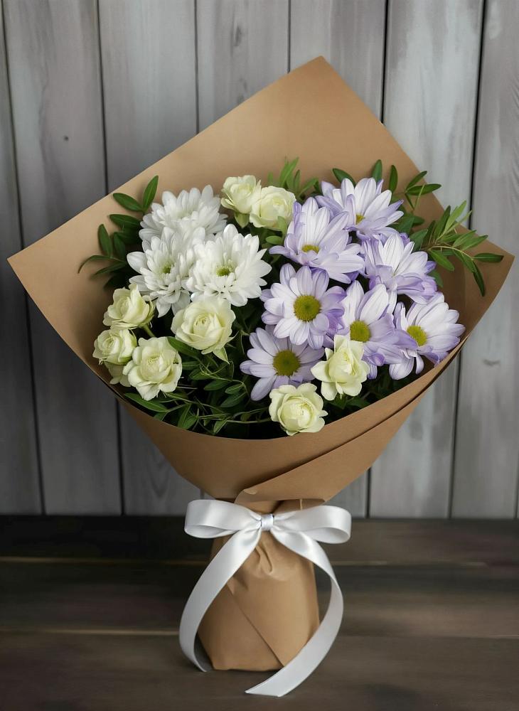 Букет цветов из: Хризантемы и Розы в Анди